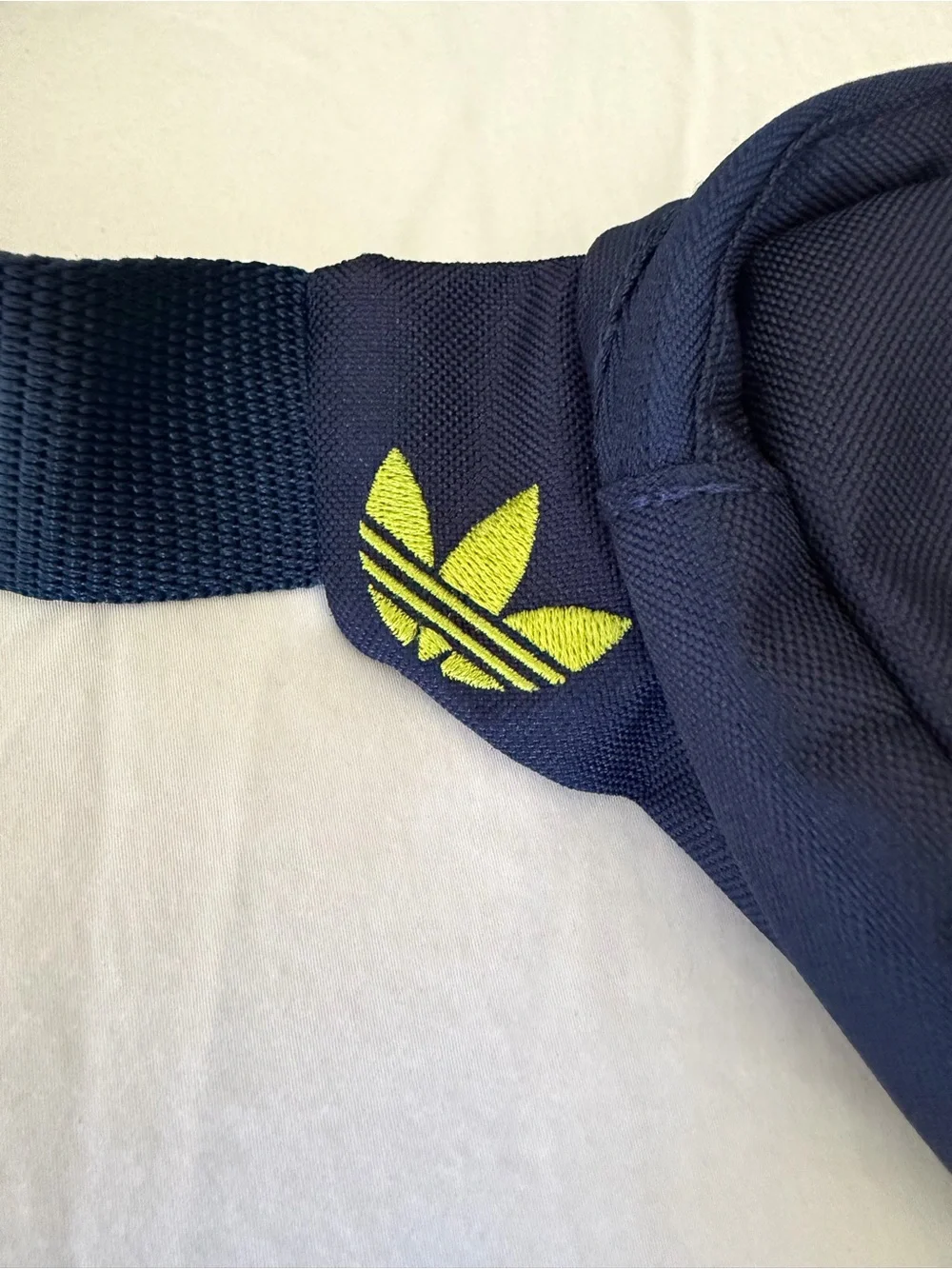 Adidas Columbia National Team World Cup 2026 Fanny Pack Waist Bag KD8511 Adult